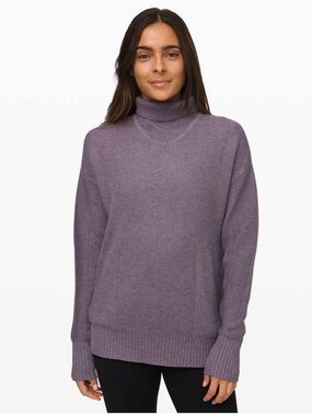 Lululemon Cozy Calling Turtleneck
Heathered Purple Quartz sz XS pima cotton yak